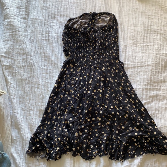 Planet Blue Cutout Dress - Picture 3 of 5